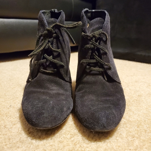 Via Spiga Fedora Suede Wedge Bootie sz 6 - Picture 2 of 9